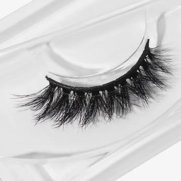 Half & Corner Lashes